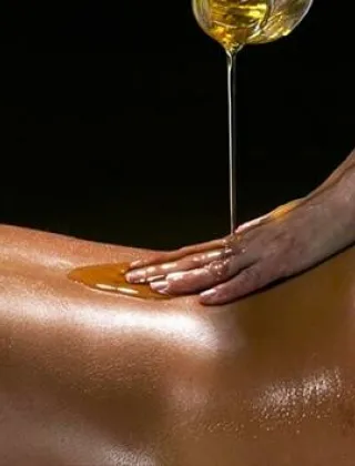 3290888951 - Omar Dominante Ed Esperto In Massaggi Ayurveda
