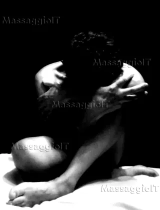 3882406818 - Operatore Del Benessere Per Un Massaggio
