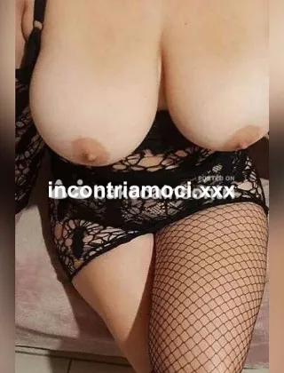 3272135827 - Escort Milf Cosenza