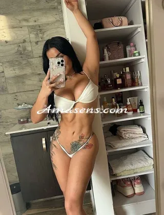 3931930989 - Aylin... Giovane Donna Affascinante Con Un Bel