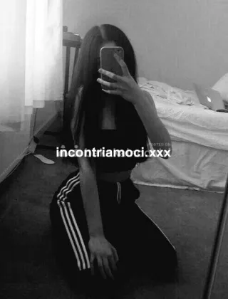 3792961334 - Studentessa Italiana 300 Rose 1H Fuori Sede Solo