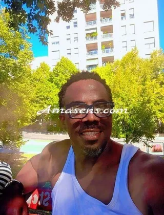 3391918488 - Easy Going Guy