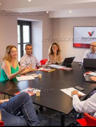 3775986976 - Pronti Ad Aiutare Chiunque Sia Serio.