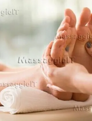 3701567053 - Bella Massaggiatrice Julia
