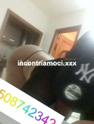 3508742342 - Potenza Uscita Centro Storico Bella E Tenera