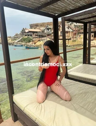 3533034792 - Naomi