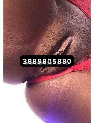 3889805880 - Escort Milf Novara