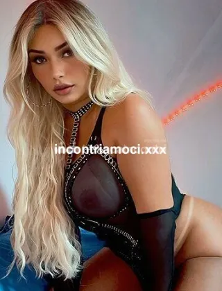 3773752431 - Trans Mistress Napoli