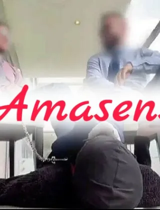 3381929225 - Bancomat Per Bei Ragazzi Sudati