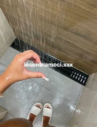 3477356166 - Solo Foto Dei Miei Piedini 37,5 Etnia Latina