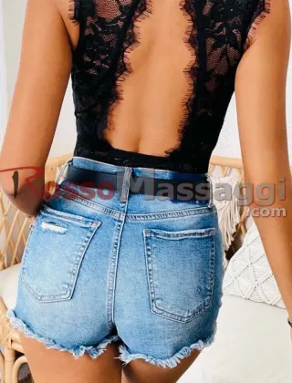 3791333477 - Il Massaggio E Come Un Bacio Al Nostro Corpo