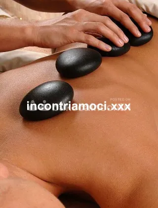 3318278015 - Massaggio Con Pietre Calde