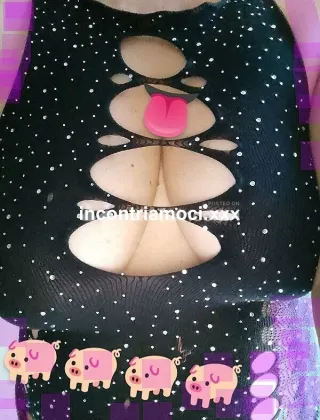 3895176377 - Siamo Una Donna E Una Trav Entrambe 50 Anni Curate