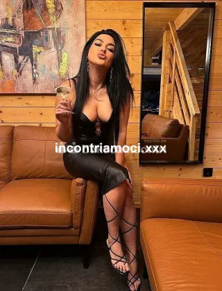 3508328019 - Carla Prima Volta Da Citta Sono Per Pochi Giorni