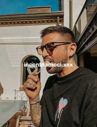 3441051581 - Solo Donne Ho Casa Libera Ospito