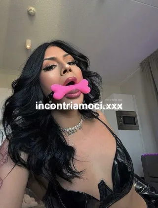 3279415849 - Trans Mistress Brindisi
