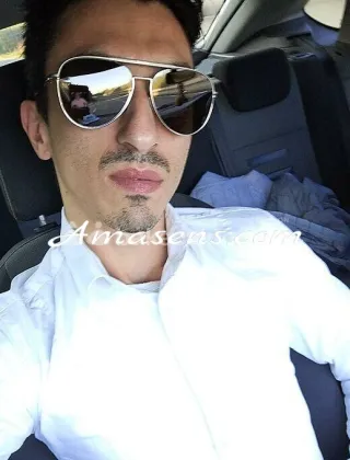 3476509351 - Bisex