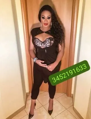 3452191633 - Trans Mistress Roma