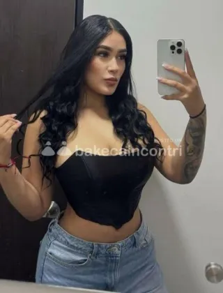 3533799650 - Karol... Bellissima E Affascinante Ragazza