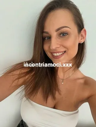 3924689815 - Irina Prima Volte In Citta