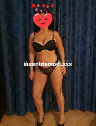 3509723845 - Escort Milf Napoli