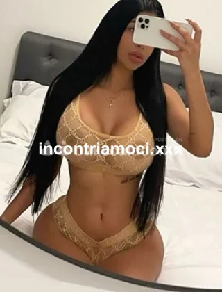 3932822267 - Massaggiatrice 26Enne, Laureata Nei Massaggi...