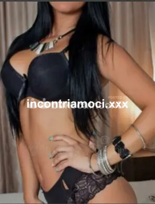 3510485151 - Coppia Trasgressiva Anche Lei Da Sola