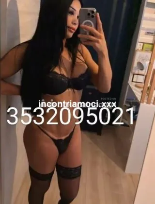 3532095021 - Trans Mistress Napoli