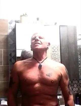 3930282536 - Gay Milf Brescia