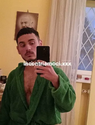 3791799762 - Sono Ftm, Qualcuno Che Vuole Essere Succhiato Il