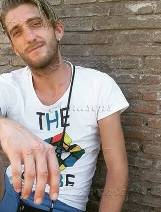 3383960831 - Gay Milf Roma