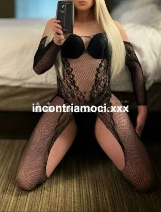 3508536875 - Trans Mistress Venezia
