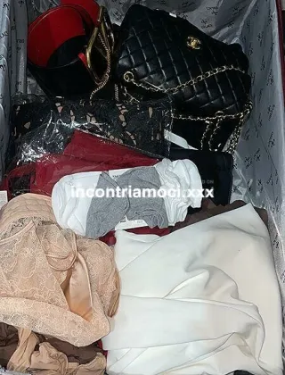 3936215273 - Una Vera Regina Trans 18 Cm Dotata Piena Di