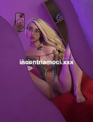 3508083199 - 💋 Bellisima Bionda Giovenissima Prima Volta In